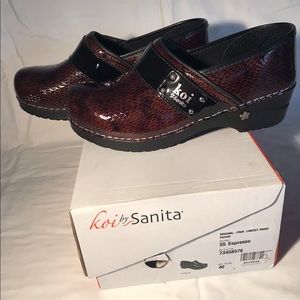 Koi Sanita Clogs